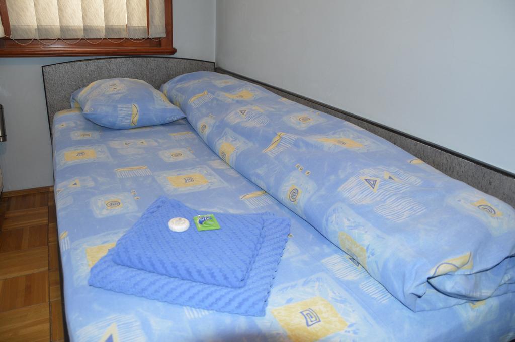 Motel Buti Sighetu Marmatiei Phòng bức ảnh