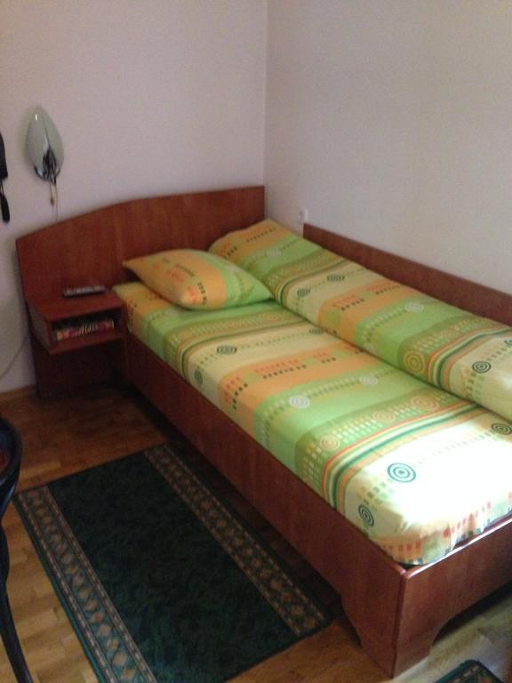 Motel Buti Sighetu Marmatiei Phòng bức ảnh